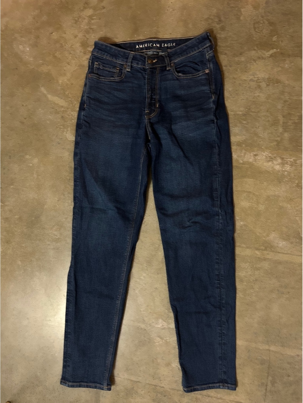 American Eagle mom jeans